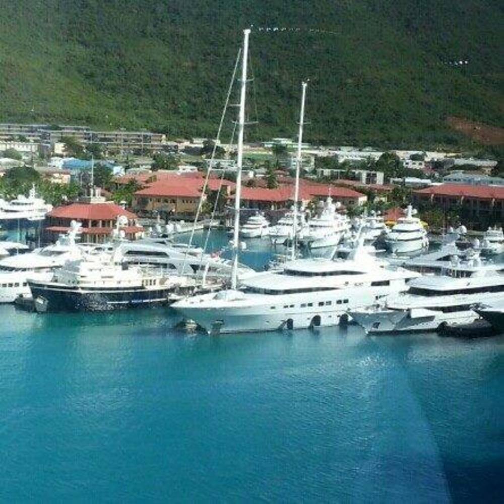 Meet your Posher, Lani